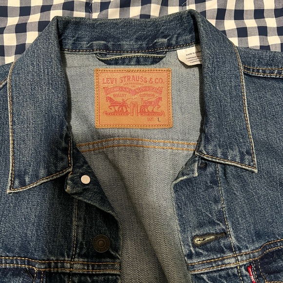 Levi trucker jacket - Picture 2 of 3